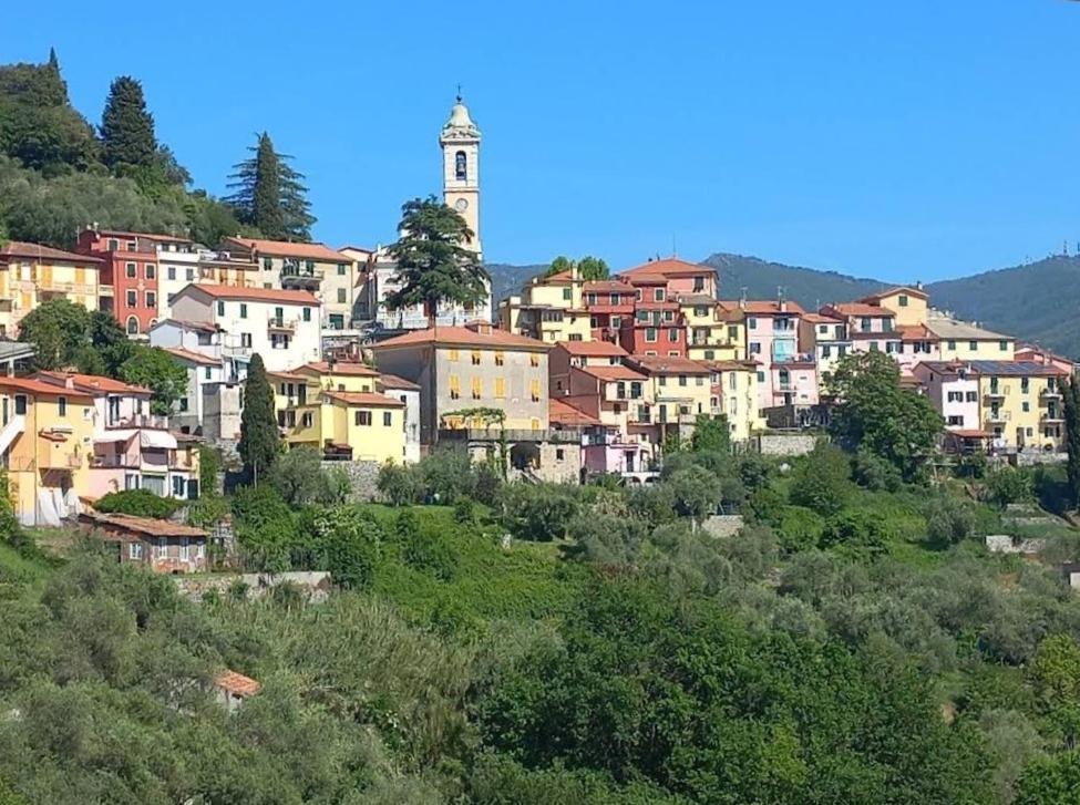 Camera Tra Le Cinque Terre, Camogli E Portofino. Vista Valle E Scorcio Mare All'Orizzonte Castiglione Chiavarese Luaran gambar
