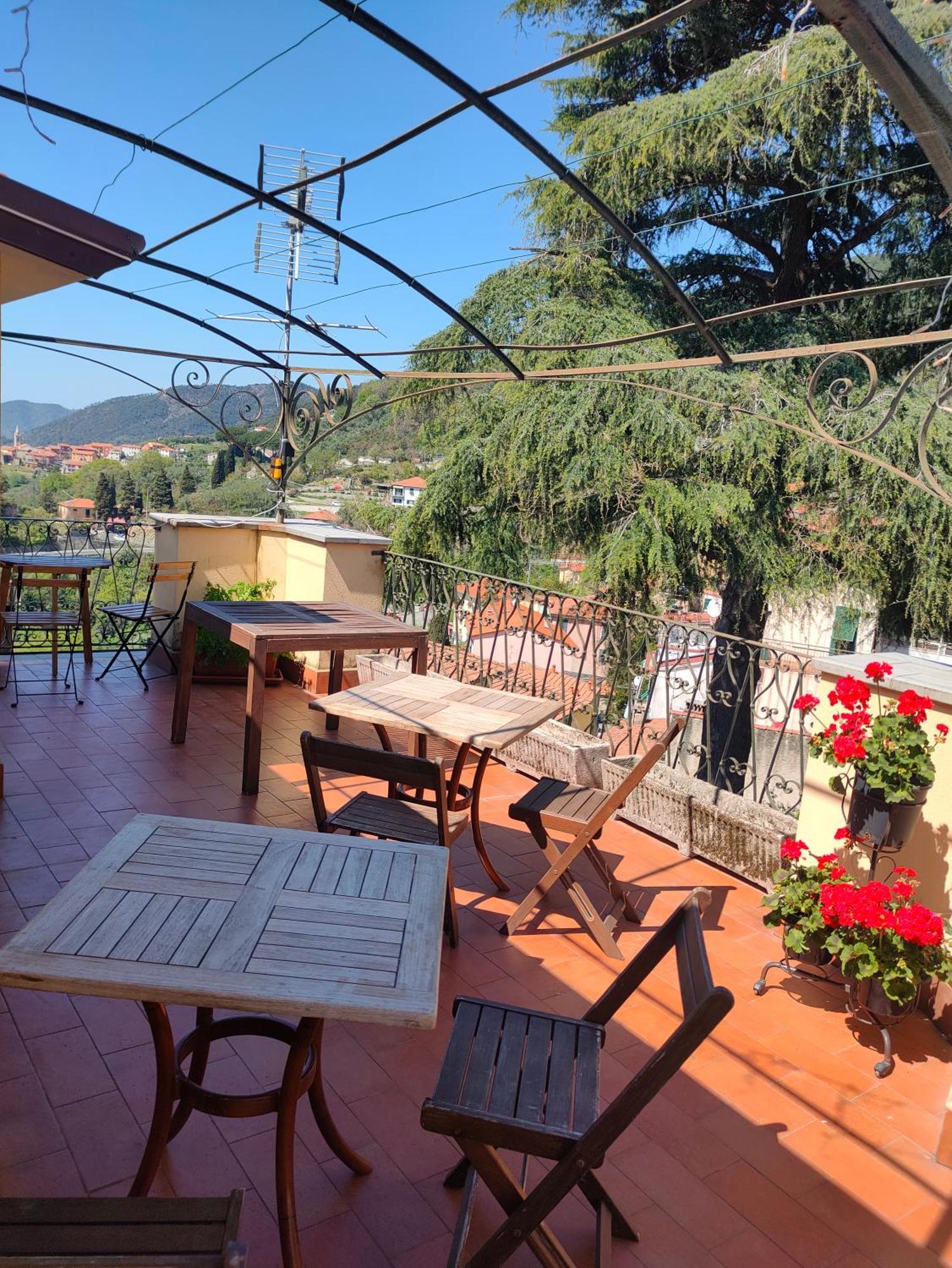 Camera Tra Le Cinque Terre, Camogli E Portofino. Vista Valle E Scorcio Mare All'Orizzonte Castiglione Chiavarese Luaran gambar